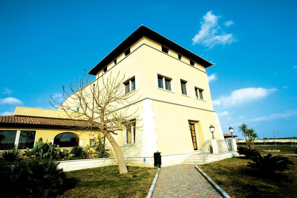 Hotel Igv Club Baia Samuele Sampieri Esterno foto