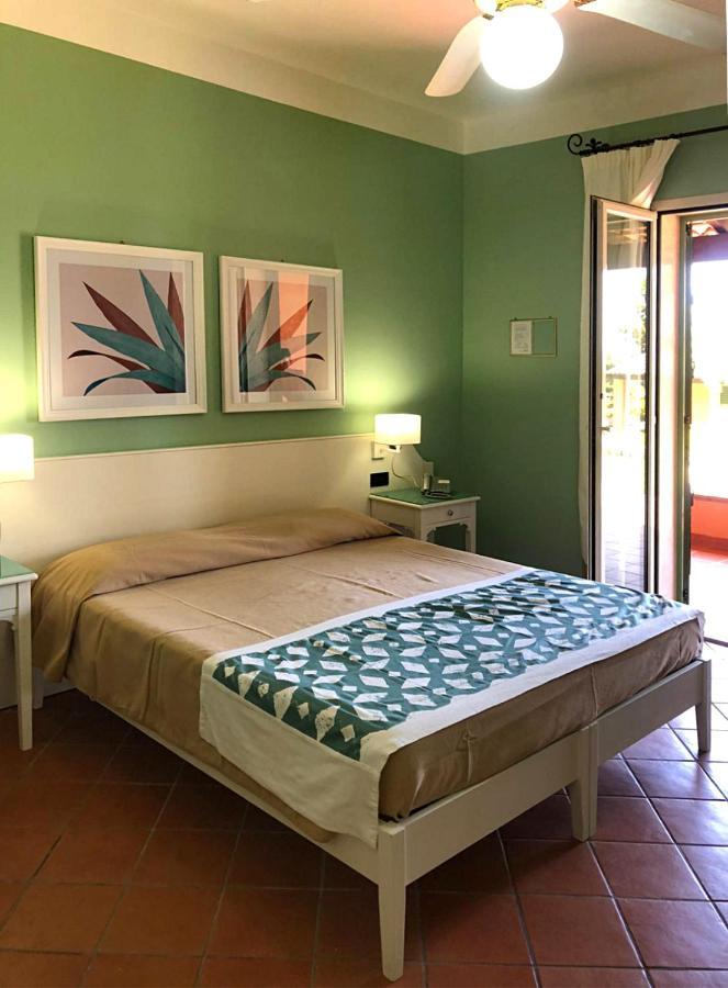 Hotel Igv Club Baia Samuele Sampieri Esterno foto